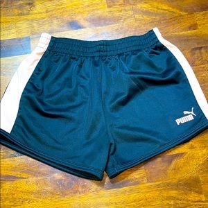 Girls Lg 12-14 Puma shorts